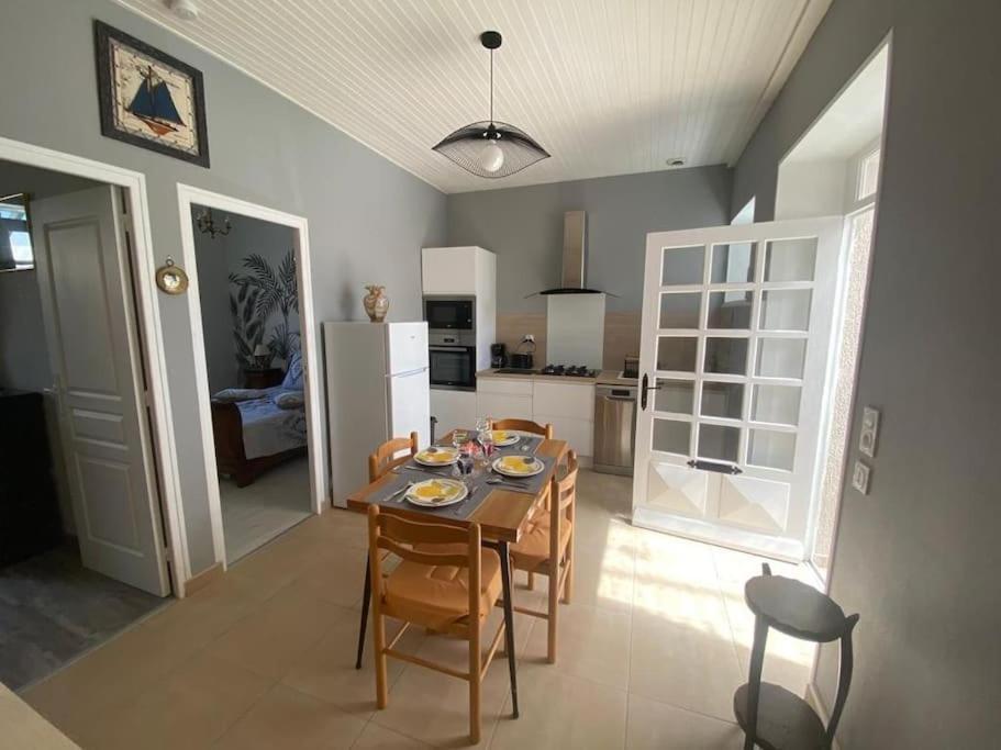 Charmant Logement Avec 2 Veranda Le Vivier-sur-Mer Exterior photo